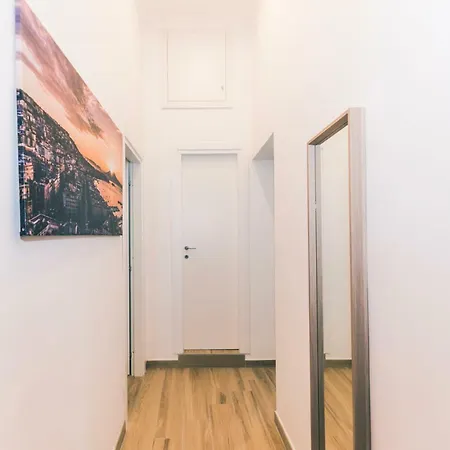 Διαμέρισμα St. Teresa Museum Νάπολη